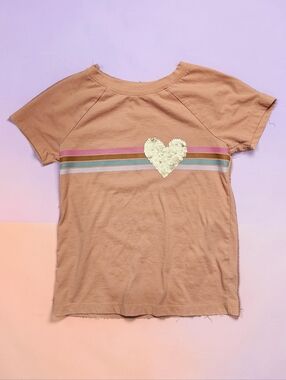 CAT & JACK Tan Tee with Gold Sequin Heart and Multicolor Stripes. Size S 6/6X.